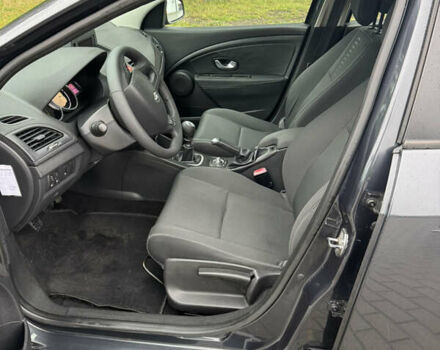 Серый Рено Меган, объемом двигателя 1.6 л и пробегом 231 тыс. км за 7800 $, фото 36 на Automoto.ua