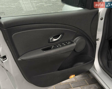 Сірий Рено Меган, об'ємом двигуна 1.6 л та пробігом 196 тис. км за 7850 $, фото 77 на Automoto.ua