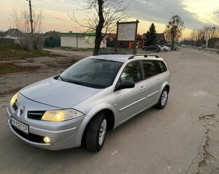 Сірий Рено Меган, об'ємом двигуна 1.6 л та пробігом 260 тис. км за 3750 $, фото 9 на Automoto.ua