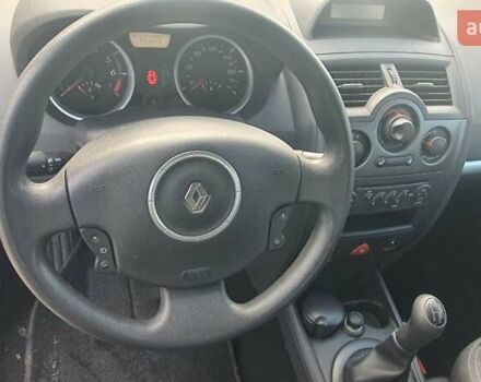Рено Меган 2009 у Калуше на Automoto.ua Сірий Рено Меган, об'ємом двигуна 1.4 л та пробігом 245 тис. км за 5300 $, фото 12 на Automoto.ua