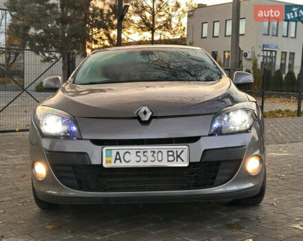 Рено Меган 2009 в Луцке на Automoto.ua Серый Рено Меган, объемом двигателя 1.5 л и пробегом 275 тыс. км за 5150 $, фото 9 на Automoto.ua