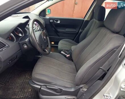 Серый Рено Меган, объемом двигателя 1.6 л и пробегом 198 тыс. км за 5800 $, фото 14 на Automoto.ua