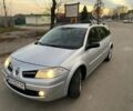 Сірий Рено Меган, об'ємом двигуна 1.6 л та пробігом 260 тис. км за 3750 $, фото 8 на Automoto.ua