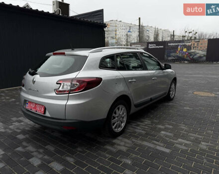 Сірий Рено Меган, об'ємом двигуна 1.6 л та пробігом 196 тис. км за 7850 $, фото 42 на Automoto.ua