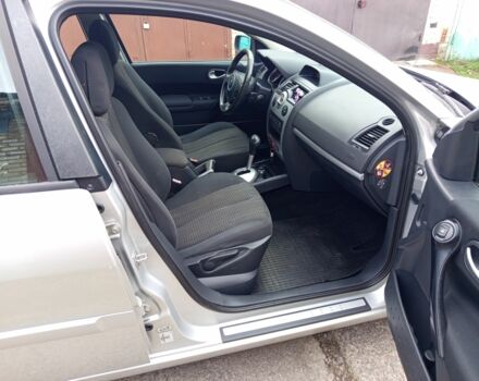 Серый Рено Меган, объемом двигателя 6 л и пробегом 198 тыс. км за 5850 $, фото 4 на Automoto.ua