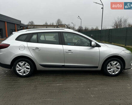 Сірий Рено Меган, об'ємом двигуна 1.6 л та пробігом 172 тис. км за 7450 $, фото 32 на Automoto.ua