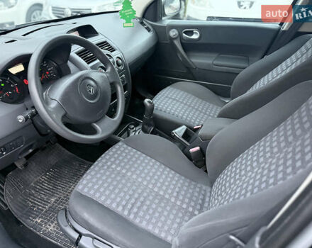 Серый Рено Меган, объемом двигателя 1.6 л и пробегом 156 тыс. км за 6850 $, фото 17 на Automoto.ua