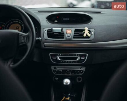 Серый Рено Меган, объемом двигателя 1.6 л и пробегом 217 тыс. км за 6900 $, фото 11 на Automoto.ua