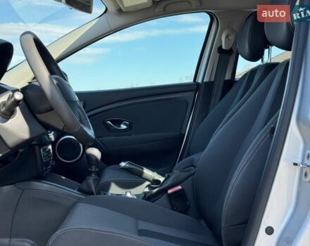 Серый Рено Меган, объемом двигателя 1.4 л и пробегом 179 тыс. км за 6699 $, фото 40 на Automoto.ua