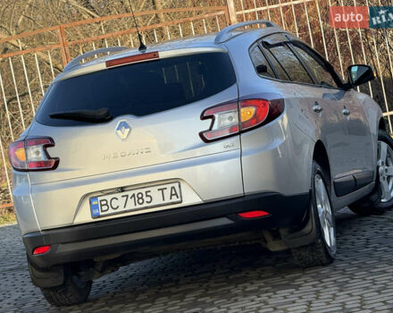 Серый Рено Меган, объемом двигателя 1.46 л и пробегом 180 тыс. км за 6750 $, фото 18 на Automoto.ua