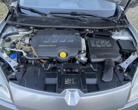 Сірий Рено Меган, об'ємом двигуна 1.9 л та пробігом 245 тис. км за 6800 $, фото 3 на Automoto.ua