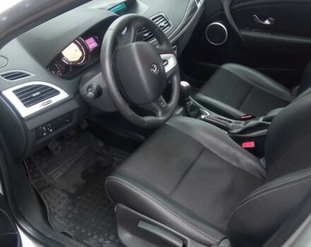 Серый Рено Меган, объемом двигателя 1.5 л и пробегом 260 тыс. км за 6600 $, фото 5 на Automoto.ua