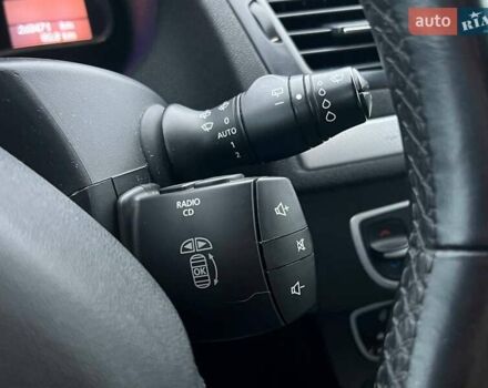 Серый Рено Меган, объемом двигателя 1.5 л и пробегом 269 тыс. км за 6000 $, фото 18 на Automoto.ua