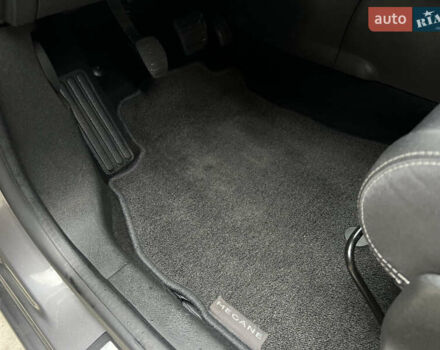 Серый Рено Меган, объемом двигателя 1.6 л и пробегом 182 тыс. км за 7800 $, фото 56 на Automoto.ua