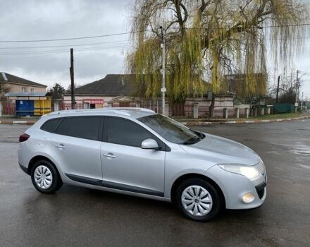 Серый Рено Меган, объемом двигателя 1.5 л и пробегом 306 тыс. км за 6300 $, фото 2 на Automoto.ua