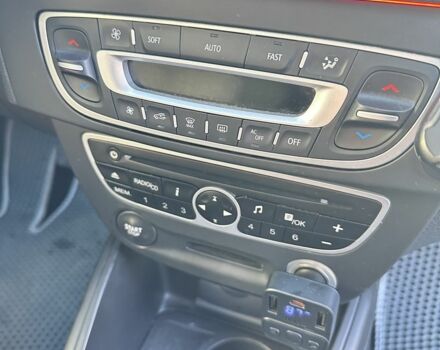 Сірий Рено Меган, об'ємом двигуна 1.5 л та пробігом 270 тис. км за 7750 $, фото 21 на Automoto.ua