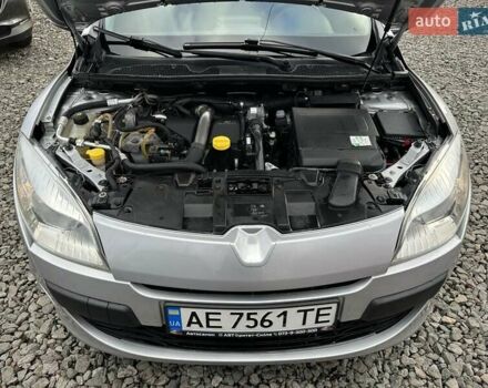 Сірий Рено Меган, об'ємом двигуна 1.5 л та пробігом 243 тис. км за 7300 $, фото 8 на Automoto.ua