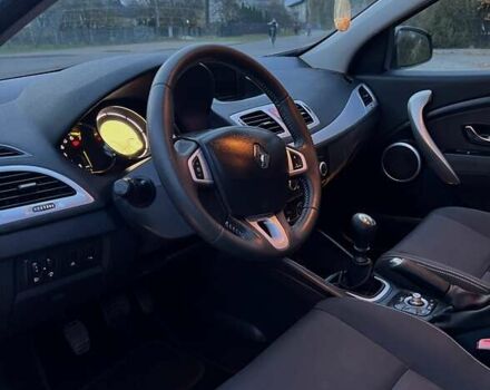 Серый Рено Меган, объемом двигателя 1.6 л и пробегом 215 тыс. км за 7600 $, фото 9 на Automoto.ua