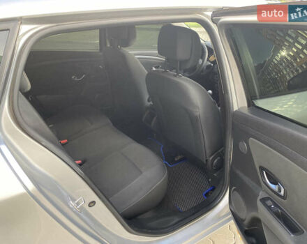 Серый Рено Меган, объемом двигателя 1.46 л и пробегом 320 тыс. км за 5999 $, фото 16 на Automoto.ua