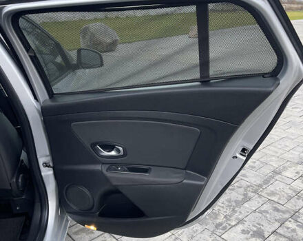 Серый Рено Меган, объемом двигателя 1.6 л и пробегом 225 тыс. км за 7700 $, фото 27 на Automoto.ua