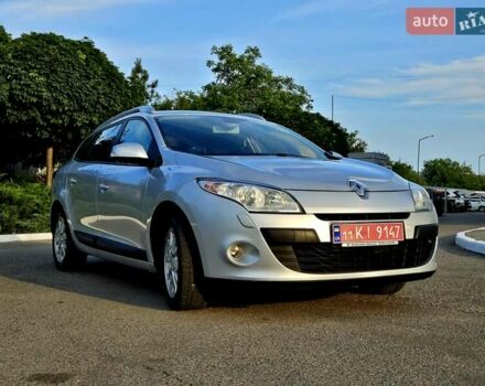 Серый Рено Меган, объемом двигателя 1.6 л и пробегом 195 тыс. км за 7850 $, фото 12 на Automoto.ua
