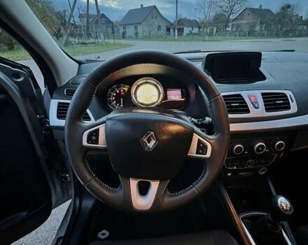 Серый Рено Меган, объемом двигателя 1.6 л и пробегом 215 тыс. км за 7600 $, фото 10 на Automoto.ua