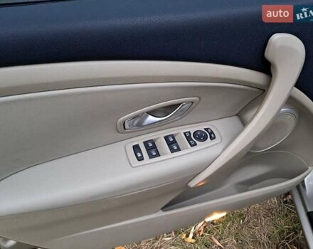 Сірий Рено Меган, об'ємом двигуна 1.46 л та пробігом 210 тис. км за 5900 $, фото 13 на Automoto.ua