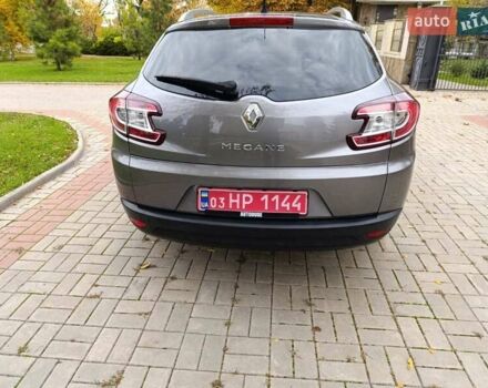 Серый Рено Меган, объемом двигателя 1.6 л и пробегом 218 тыс. км за 7300 $, фото 2 на Automoto.ua