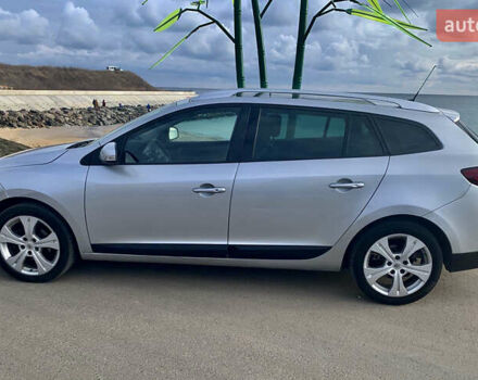 Серый Рено Меган, объемом двигателя 1.46 л и пробегом 242 тыс. км за 7990 $, фото 2 на Automoto.ua
