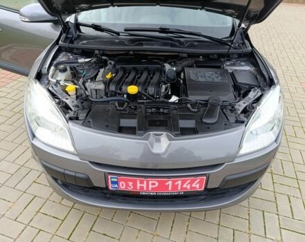 Серый Рено Меган, объемом двигателя 0 л и пробегом 218 тыс. км за 7300 $, фото 4 на Automoto.ua