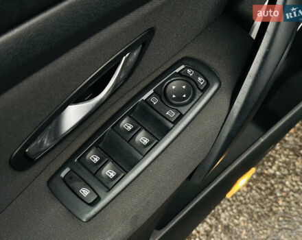 Серый Рено Меган, объемом двигателя 1.87 л и пробегом 228 тыс. км за 8500 $, фото 25 на Automoto.ua