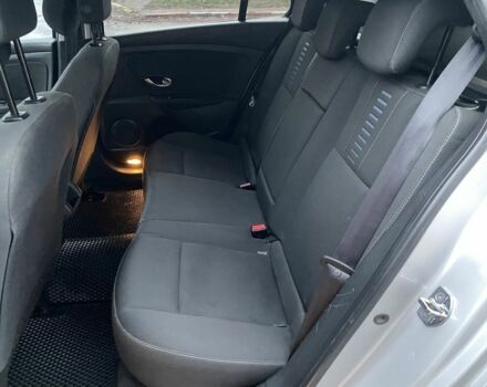 Серый Рено Меган, объемом двигателя 1.5 л и пробегом 306 тыс. км за 6300 $, фото 16 на Automoto.ua