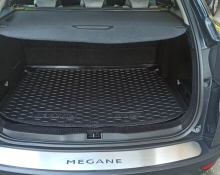 Серый Рено Меган, объемом двигателя 0 л и пробегом 205 тыс. км за 7200 $, фото 5 на Automoto.ua