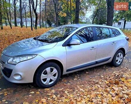 Серый Рено Меган, объемом двигателя 1.5 л и пробегом 200 тыс. км за 6999 $, фото 7 на Automoto.ua