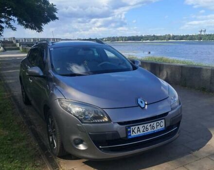 Серый Рено Меган, объемом двигателя 2 л и пробегом 255 тыс. км за 8000 $, фото 1 на Automoto.ua