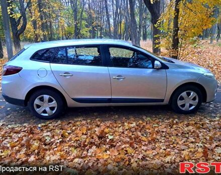 Серый Рено Меган, объемом двигателя 1.5 л и пробегом 200 тыс. км за 6999 $, фото 4 на Automoto.ua