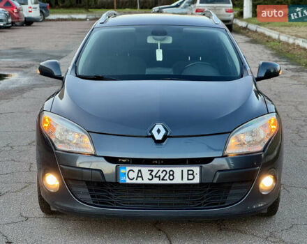 Серый Рено Меган, объемом двигателя 1.46 л и пробегом 223 тыс. км за 6999 $, фото 2 на Automoto.ua