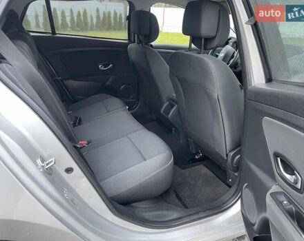 Серый Рено Меган, объемом двигателя 1.6 л и пробегом 225 тыс. км за 7700 $, фото 25 на Automoto.ua