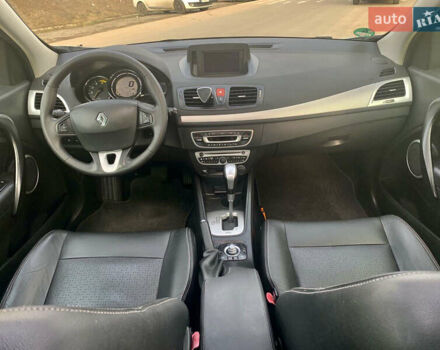 Серый Рено Меган, объемом двигателя 1.46 л и пробегом 242 тыс. км за 7990 $, фото 19 на Automoto.ua