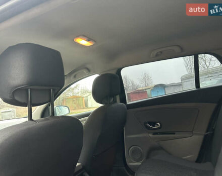 Серый Рено Меган, объемом двигателя 1.46 л и пробегом 285 тыс. км за 5700 $, фото 21 на Automoto.ua