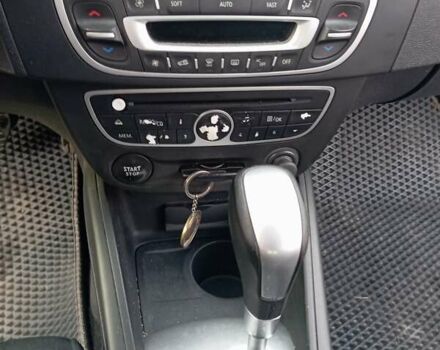 Серый Рено Меган, объемом двигателя 1.46 л и пробегом 278 тыс. км за 7100 $, фото 3 на Automoto.ua