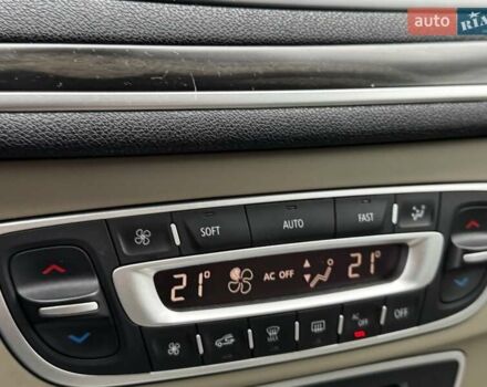 Серый Рено Меган, объемом двигателя 2 л и пробегом 260 тыс. км за 7800 $, фото 22 на Automoto.ua