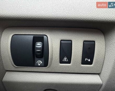 Серый Рено Меган, объемом двигателя 2 л и пробегом 260 тыс. км за 7800 $, фото 18 на Automoto.ua