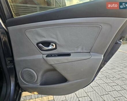 Серый Рено Меган, объемом двигателя 1.46 л и пробегом 257 тыс. км за 5150 $, фото 52 на Automoto.ua