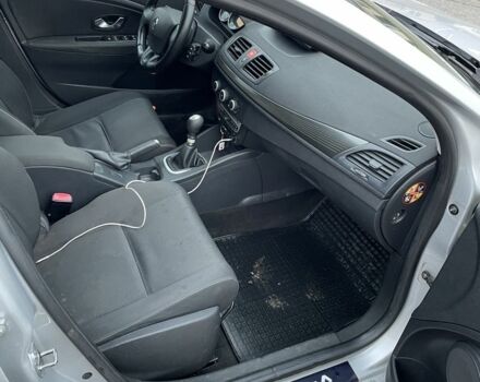 Серый Рено Меган, объемом двигателя 1.5 л и пробегом 345 тыс. км за 6300 $, фото 6 на Automoto.ua