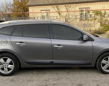 Серый Рено Меган, объемом двигателя 1.5 л и пробегом 320 тыс. км за 7000 $, фото 1 на Automoto.ua
