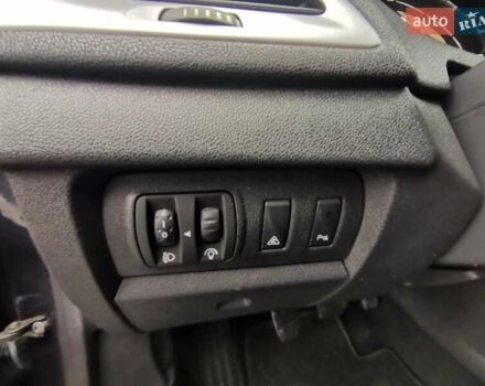 Серый Рено Меган, объемом двигателя 1.6 л и пробегом 220 тыс. км за 7300 $, фото 20 на Automoto.ua