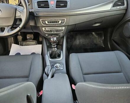 Серый Рено Меган, объемом двигателя 1.6 л и пробегом 195 тыс. км за 7850 $, фото 79 на Automoto.ua