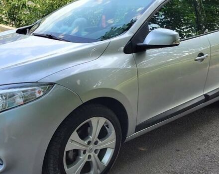 Сірий Рено Меган, об'ємом двигуна 2 л та пробігом 270 тис. км за 7800 $, фото 3 на Automoto.ua