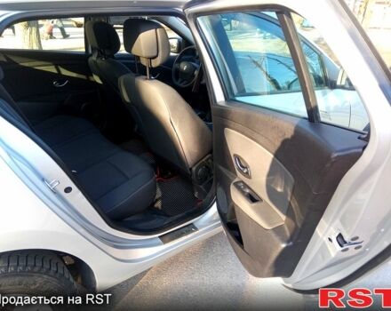 Сірий Рено Меган, об'ємом двигуна 1.5 л та пробігом 296 тис. км за 5500 $, фото 4 на Automoto.ua